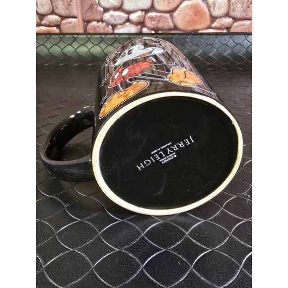 Disney World Orlando Jerry Leigh Black Mickey Mouse Mug - Picture 5 of 9